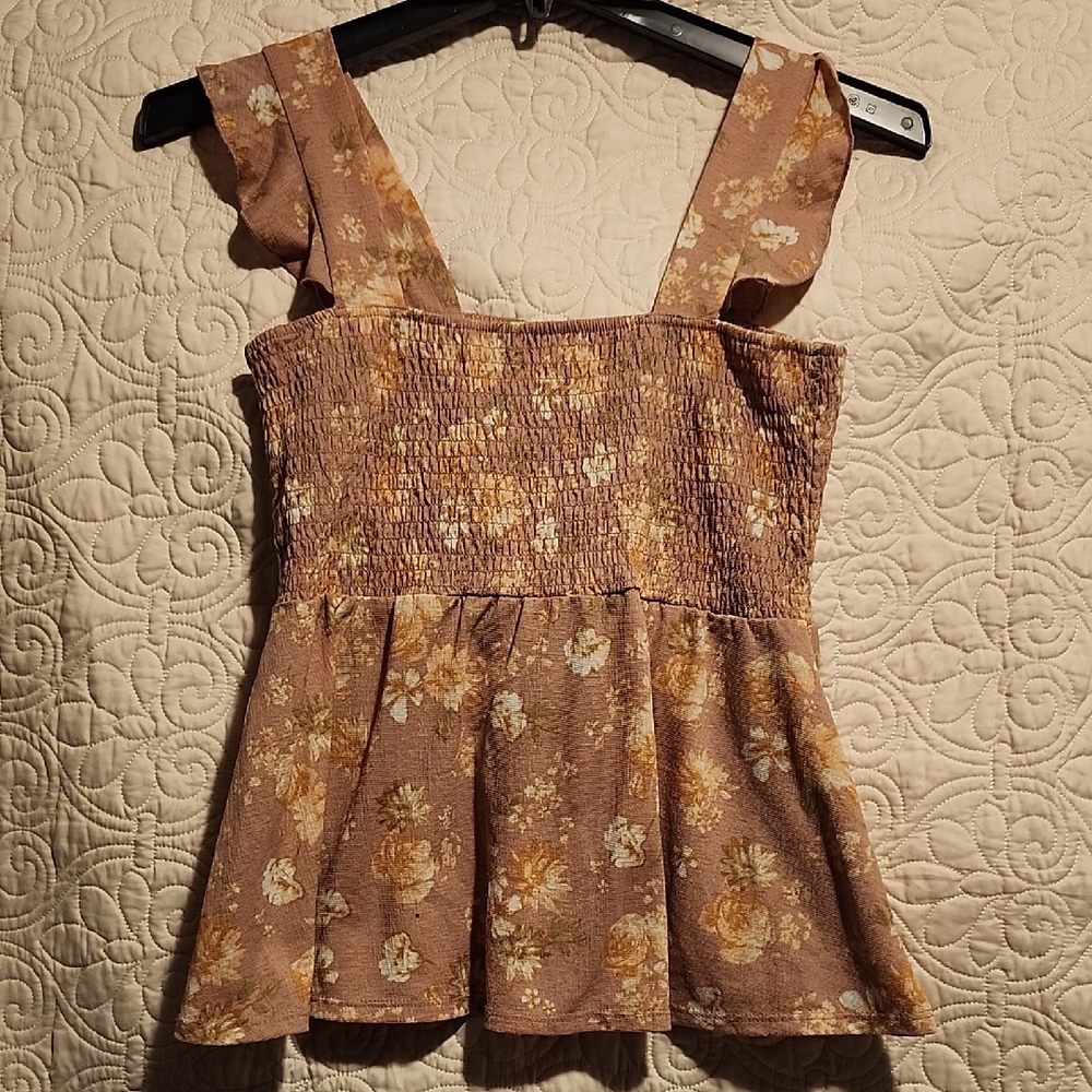 Floral Ruffle Strap Blouse in Brown